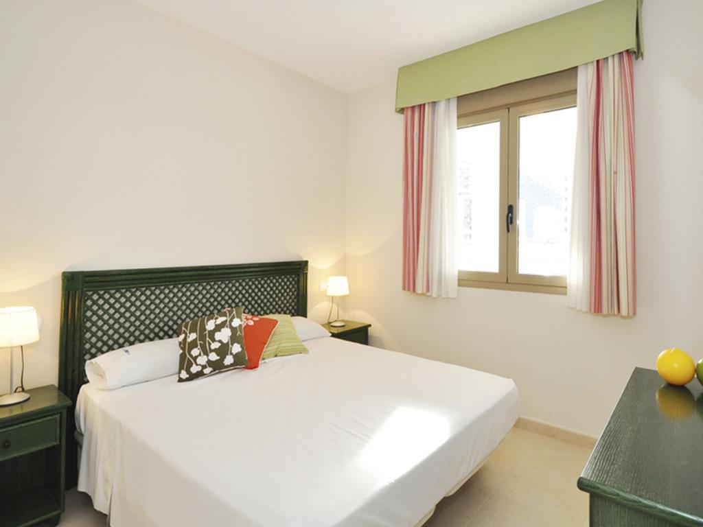 Apartamentos Larimar Unitursa กัลเป ห้อง รูปภาพ